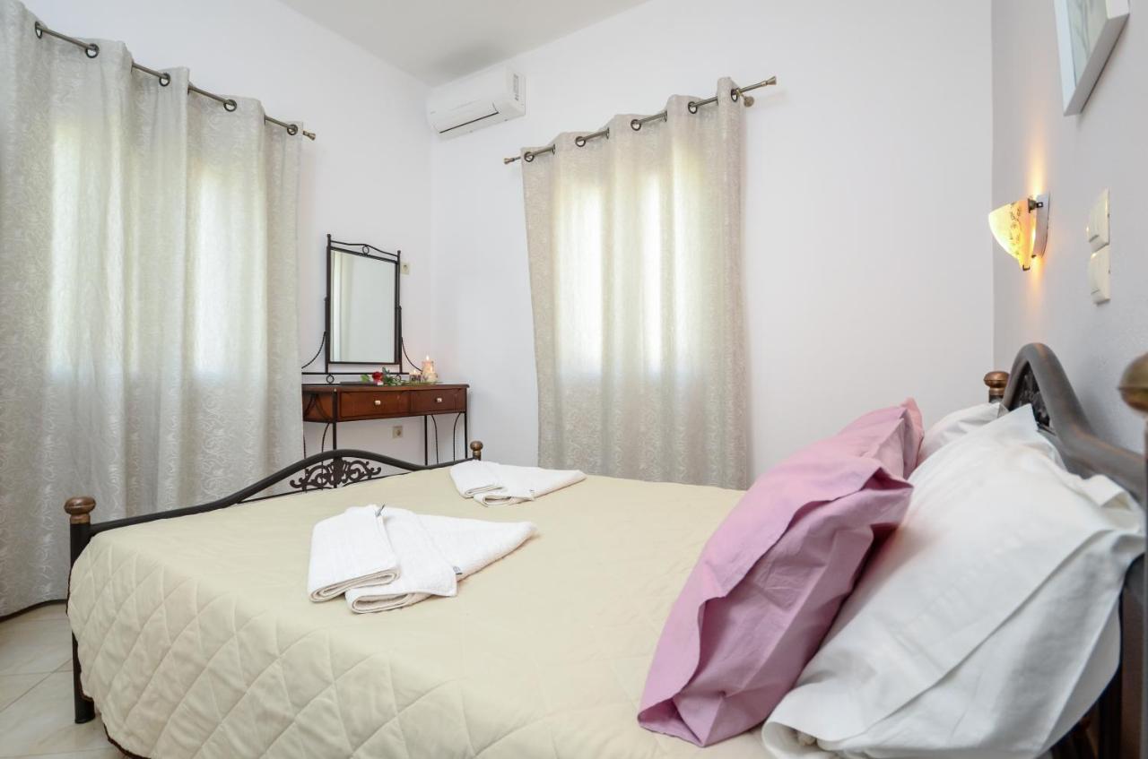 Gaitani Apartments Plaka Naxos Mikri Vigla Exterior photo