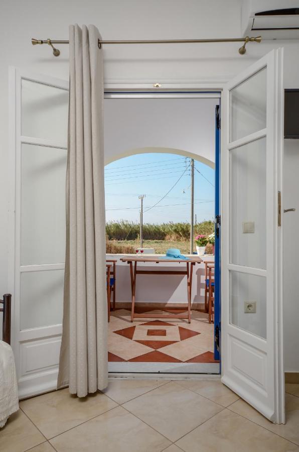 Gaitani Apartments Plaka Naxos Mikri Vigla Exterior photo