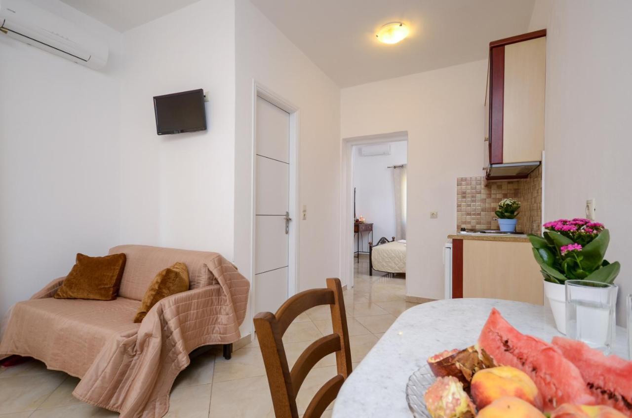 Gaitani Apartments Plaka Naxos Mikri Vigla Exterior photo